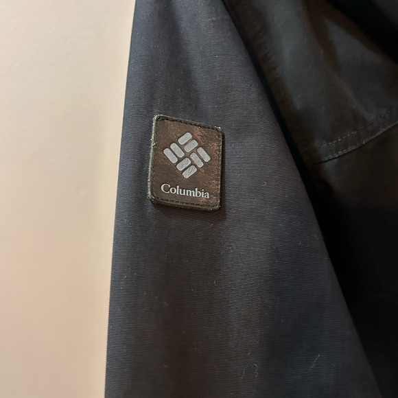 Size Small Columbia Winter Jacket - Picture 3 of 4